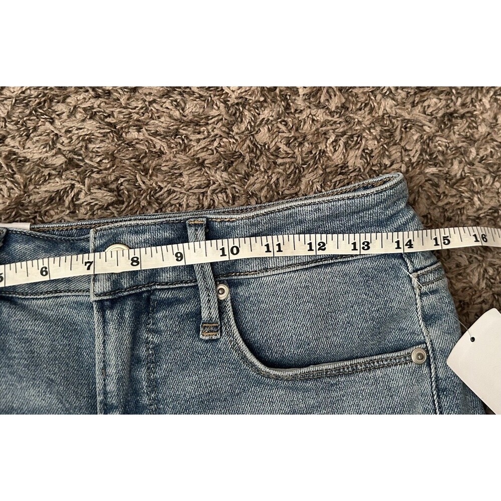 NWT Good American Good Curve High Rise Denim Shorts 4/27 - Picture 8 of 9